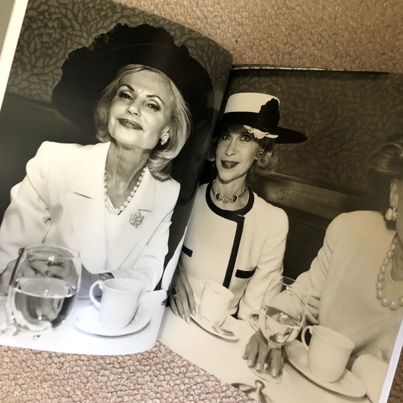 ✨ First SC Edition-Annie Leibovitz’s “Women” with essay by Susan Sontag. - Picture 10 of 16